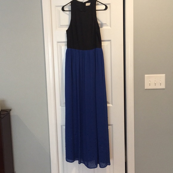 Floor length, multi color gown - Picture 1 of 3